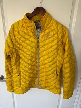 The North Face Thermoball Jacket Size Large